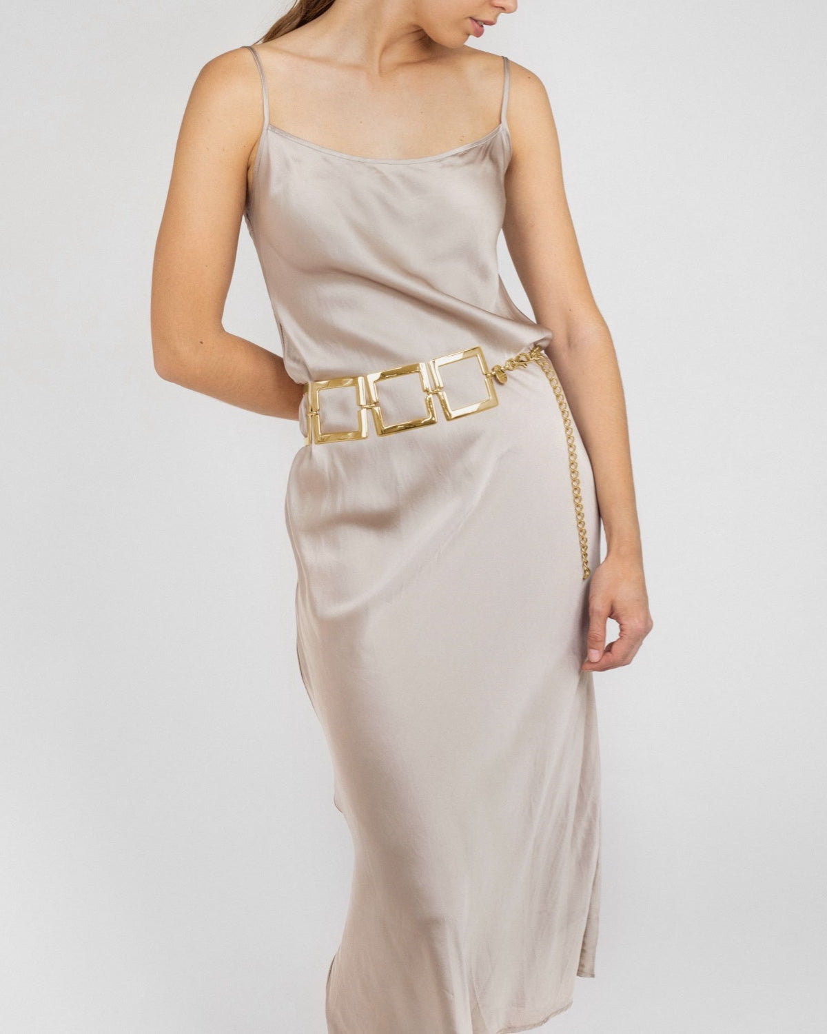 Chloe squares gold chain belt